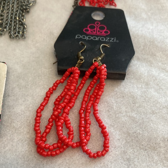 Paparazzi Misc earring bundle. - Picture 10 of 10